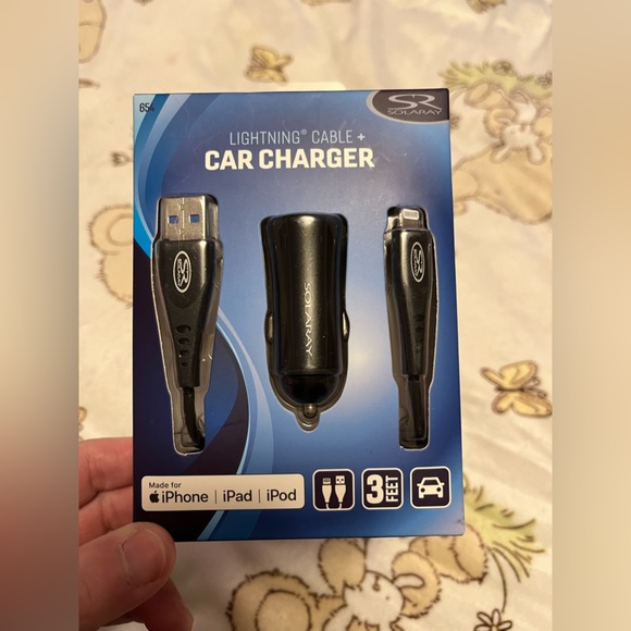 Lightning Fast Car Charger W/ Cables 3ft IPhone IPOD IPAD - Picture 1 of 4
